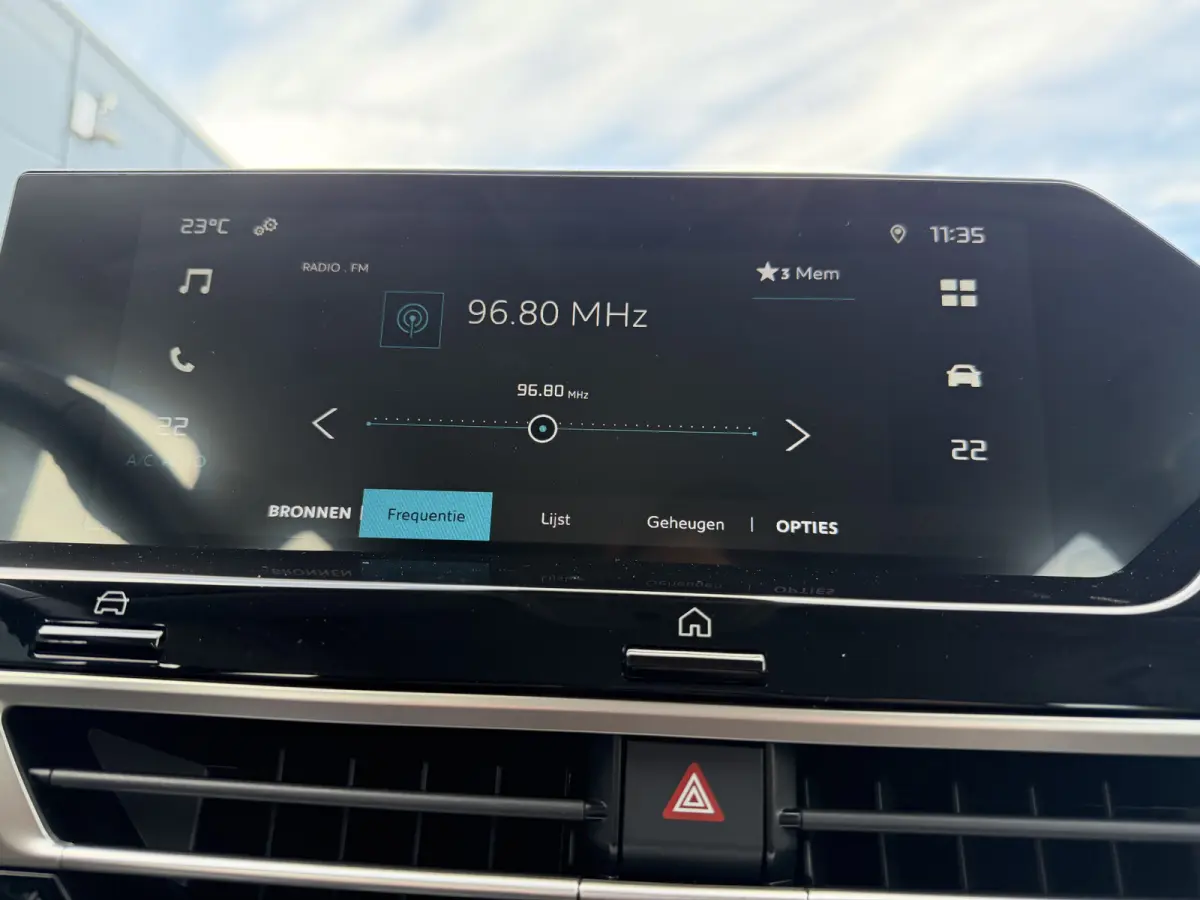 You 50 kWh (Camera - LED - Navigatie via APP - Comfort seats - Automatische Airco - Apple Carplay)