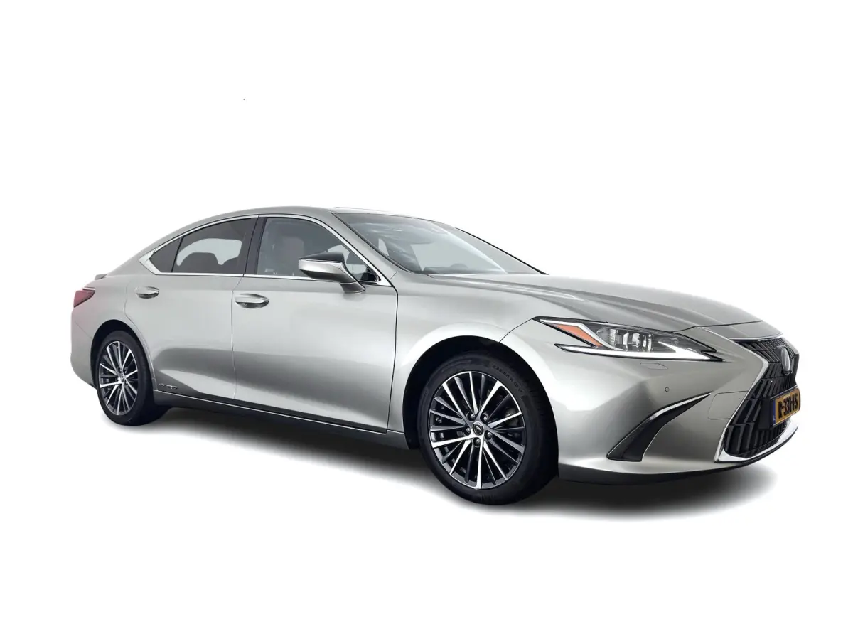 Business Line (INCL-BTW) Aut. *PANO | LEATHER | FULL-LED | ADAPTIVE-CRUISE | BLINDSPOT | KEYLESS | CAMERA | HEATED-COMFORTSEATS | NAVI-FULLMAP | PRIVACY-GLASS | SHIFTPADDLES | ECC | PDC | 18