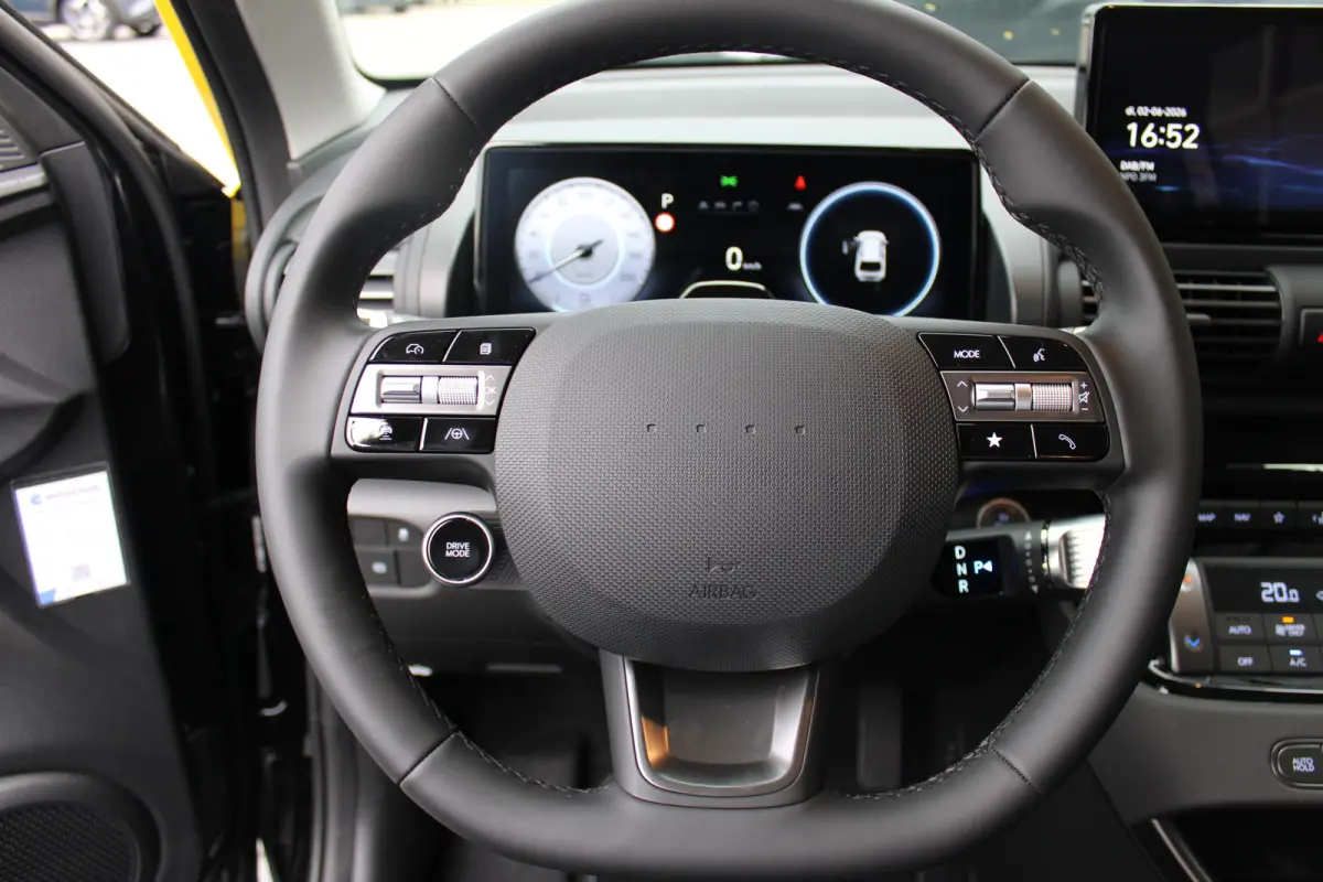 Pulse | 17 INCH | Gewrapt | Navigatie | Verschuifbare achterbank | Adaptieve Cruise Control | Automaat