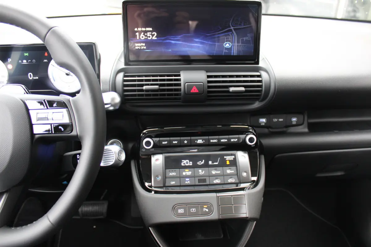 Pulse | 17 INCH | Gewrapt | Navigatie | Verschuifbare achterbank | Adaptieve Cruise Control | Automaat