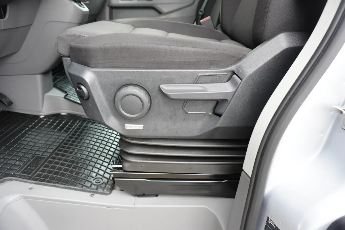 3.160 160pk Automaat RWD 3500kg Trekgewicht L4H3/L3H2 Apple carplay Camera Trekhaak Navigatie Parkeersensoren LED 3-zits