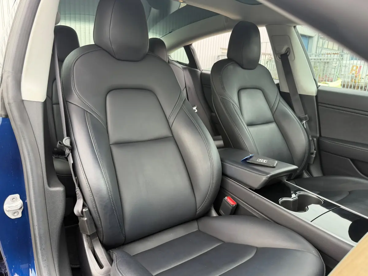 Long Range AWD 75 kWh - Deep Blue Metallic - SOH 87% - Topstaat