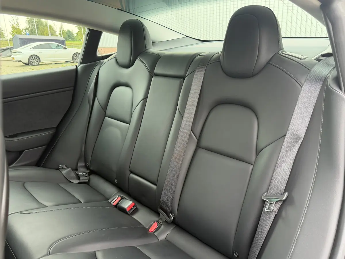 Long Range AWD 75 kWh - Deep Blue Metallic - SOH 87% - Topstaat