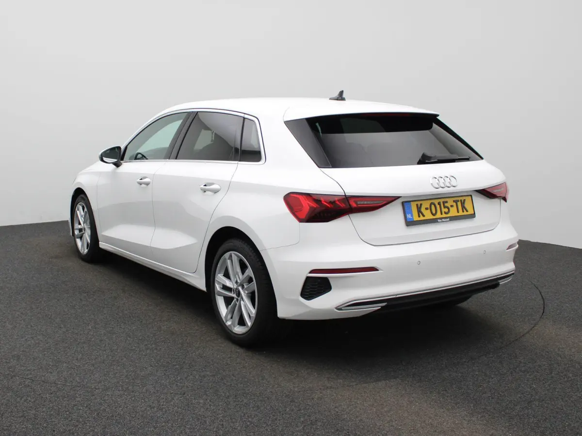 35 TFSI Business edition | Apple Carplay / Android Auto | Lichtmetalen Velgen | Privacy Glass | Virtual Cockpit |