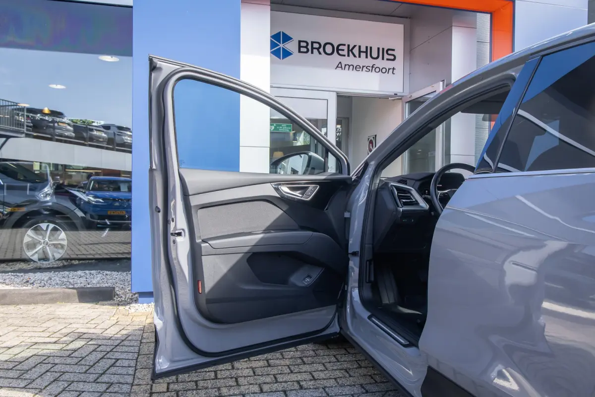 40 Edition 77 kWh | Apple Carplay/Android Auto | Achteruitrijcamera | Dodehoek detectie | climate controle |Elektrisch bedienbare achterklep | LED | Stoel- Stuurverwarming | Achteruitrijcame