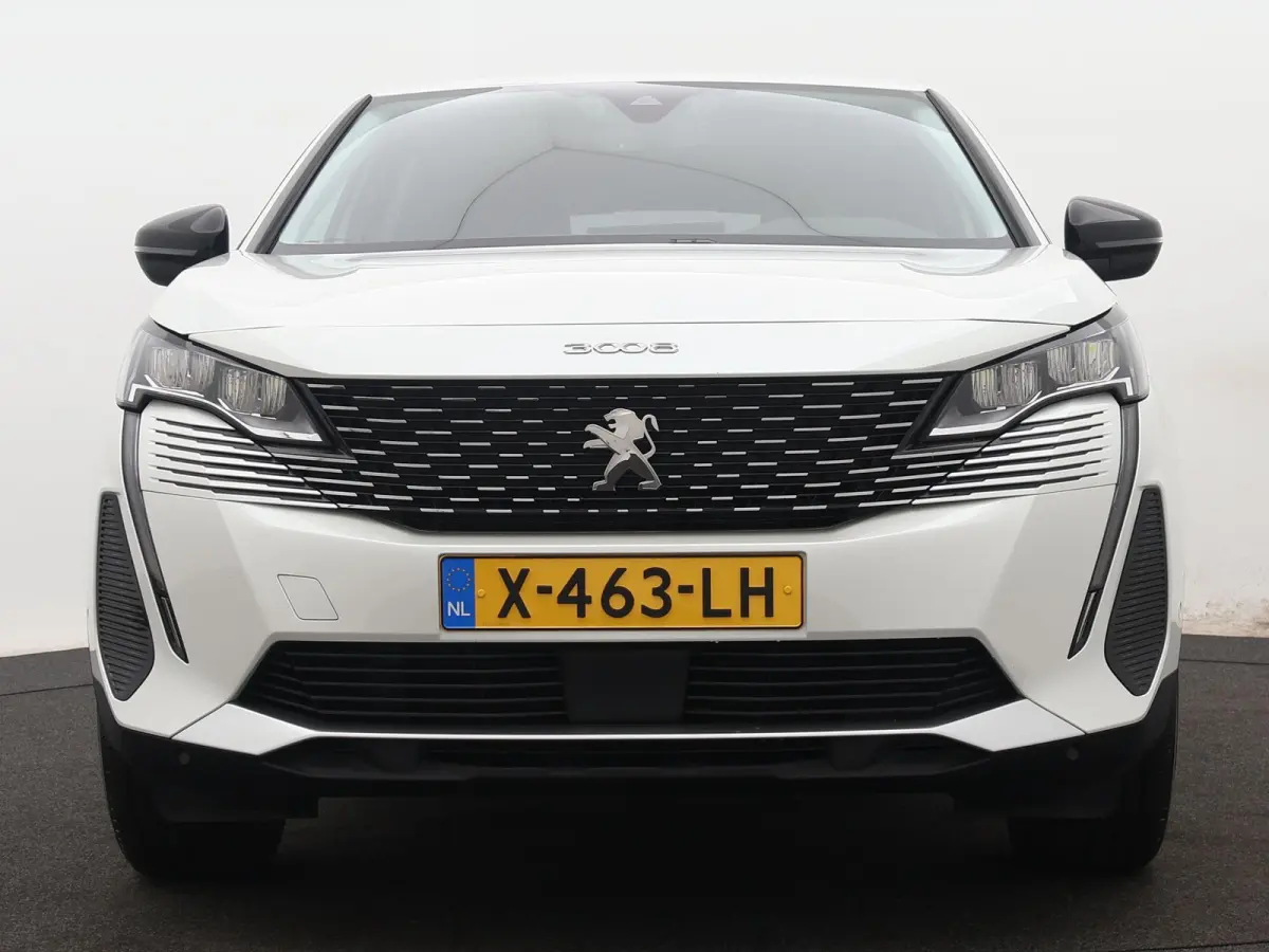 HYbrid4 Blue Lease Allure 300pk Automaat | Navigatie | Camera | Licht Metalen Velgen 18" | Dodehoek Detectie | Voorstoelen Verwarmd