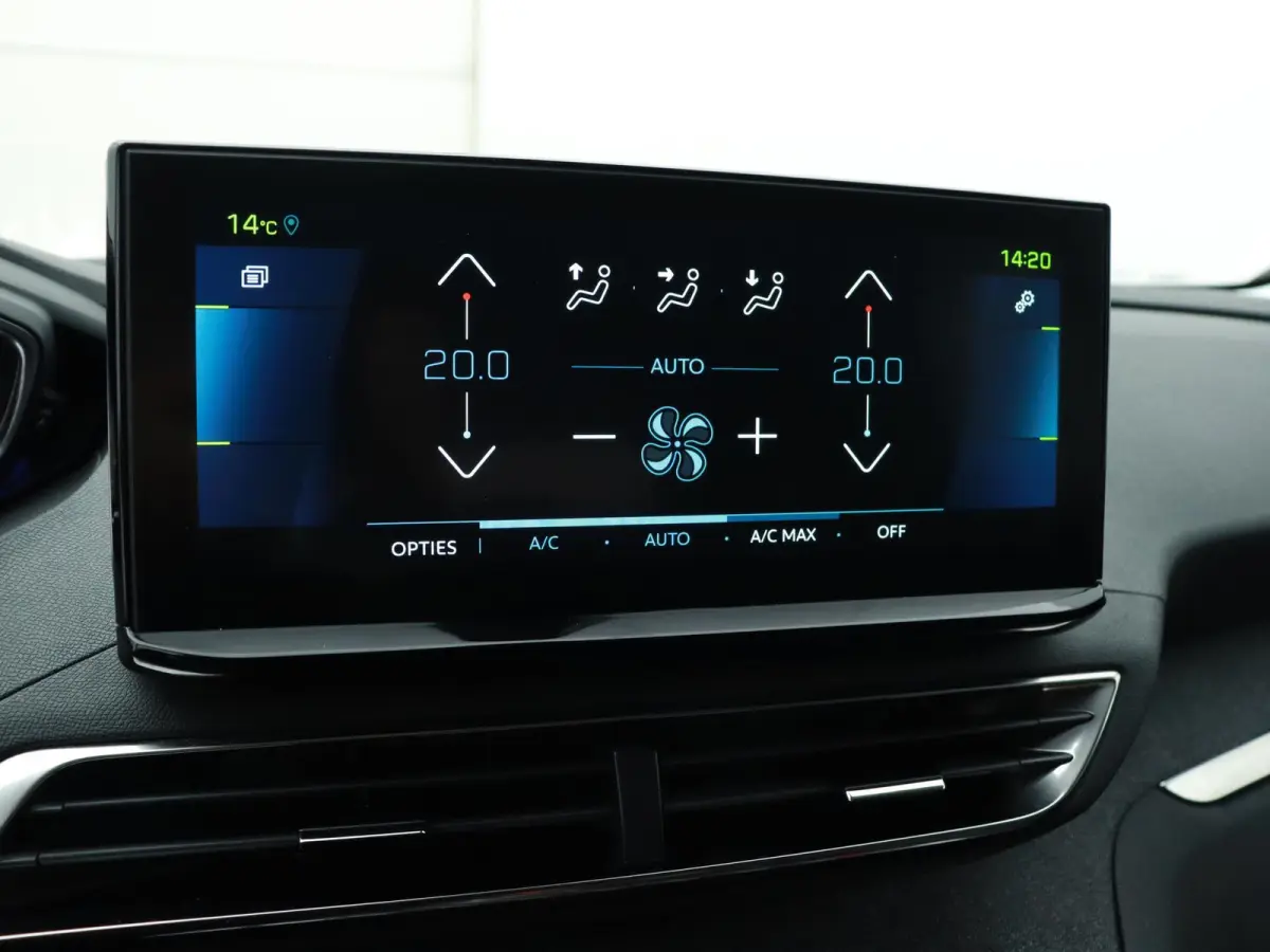 HYbrid4 Blue Lease Allure 300pk Automaat | Navigatie | Camera | Licht Metalen Velgen 18" | Dodehoek Detectie | Voorstoelen Verwarmd