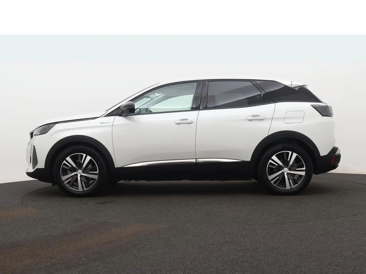 HYbrid4 Blue Lease Allure 300pk Automaat | Navigatie | Camera | Licht Metalen Velgen 18" | Dodehoek Detectie | Voorstoelen Verwarmd