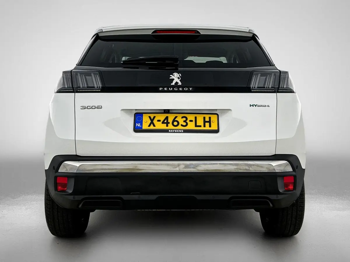 HYbrid4 Blue Lease Allure 300pk Automaat | Navigatie | Camera | Licht Metalen Velgen 18" | Dodehoek Detectie | Voorstoelen Verwarmd