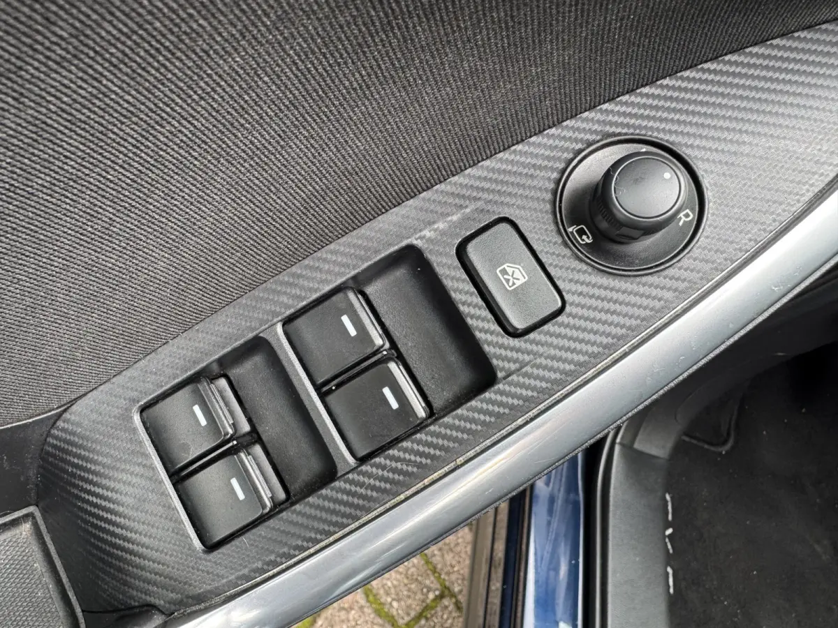 2.0 SkyActiv-G 165 Skylease 2WD Navi Camera