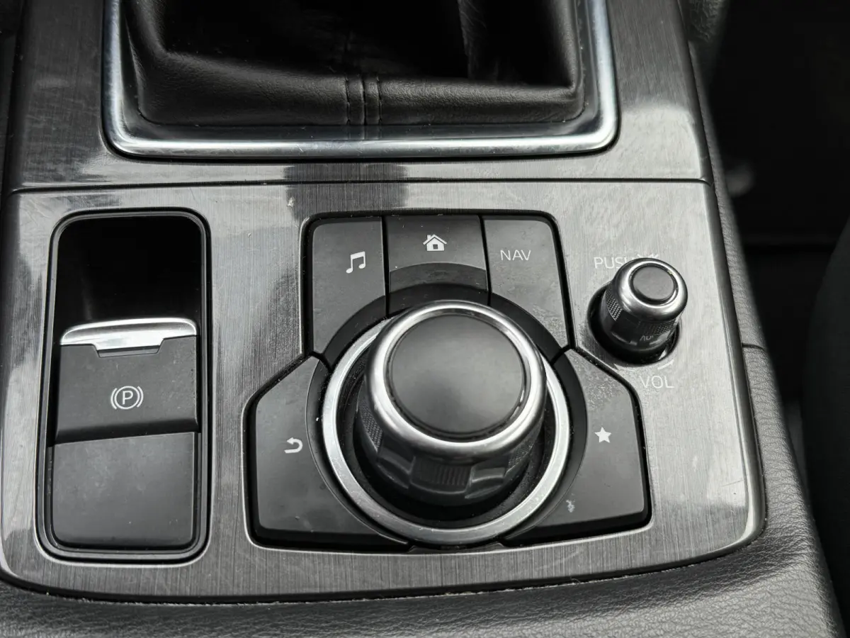 2.0 SkyActiv-G 165 Skylease 2WD Navi Camera