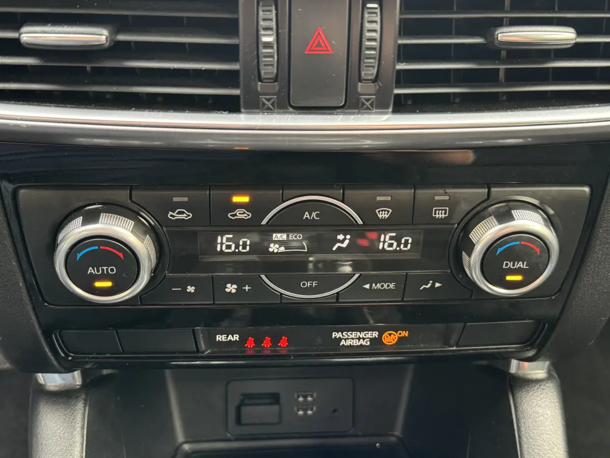 2.0 SkyActiv-G 165 Skylease 2WD Navi Camera