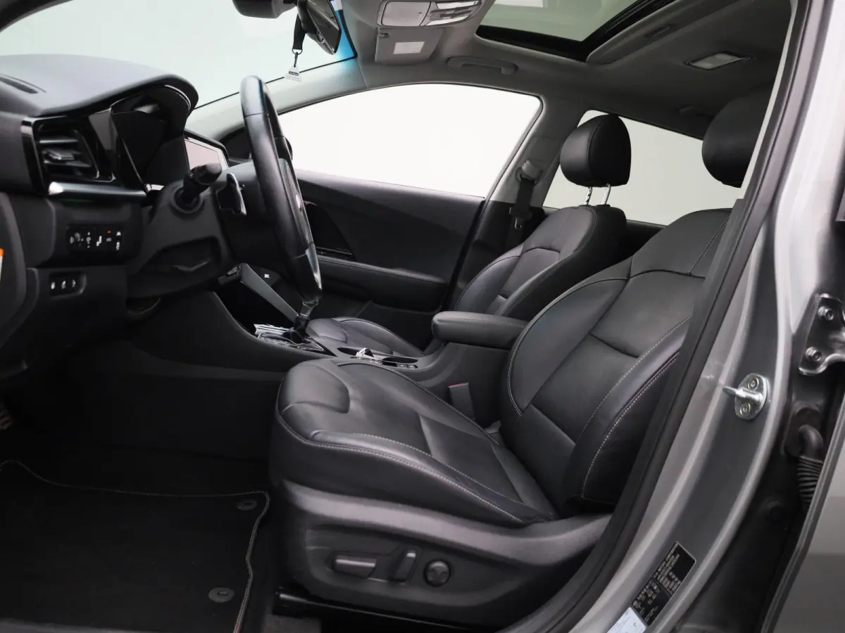 1.6 GDi PHEV ExecutiveLine | Schuif/Kanteldak | Lederen Bekleding | JBL Audio | Privacy Glass | Elek. Stoelen |