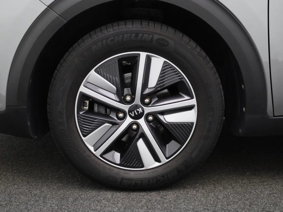 1.6 GDi PHEV ExecutiveLine | Schuif/Kanteldak | Lederen Bekleding | JBL Audio | Privacy Glass | Elek. Stoelen |
