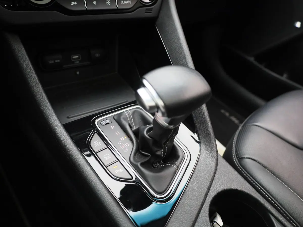 1.6 GDi PHEV ExecutiveLine | Schuif/Kanteldak | Lederen Bekleding | JBL Audio | Privacy Glass | Elek. Stoelen |