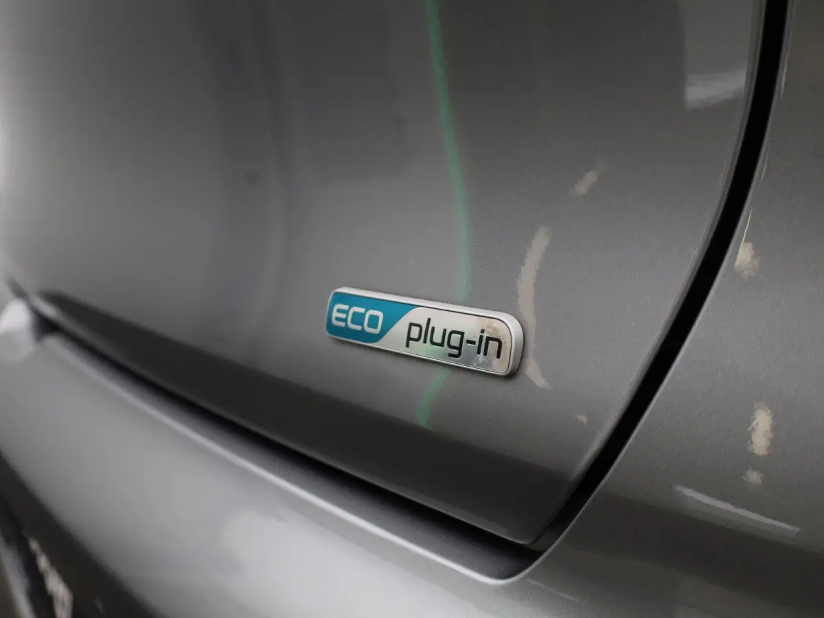 1.6 GDi PHEV ExecutiveLine | Schuif/Kanteldak | Lederen Bekleding | JBL Audio | Privacy Glass | Elek. Stoelen |