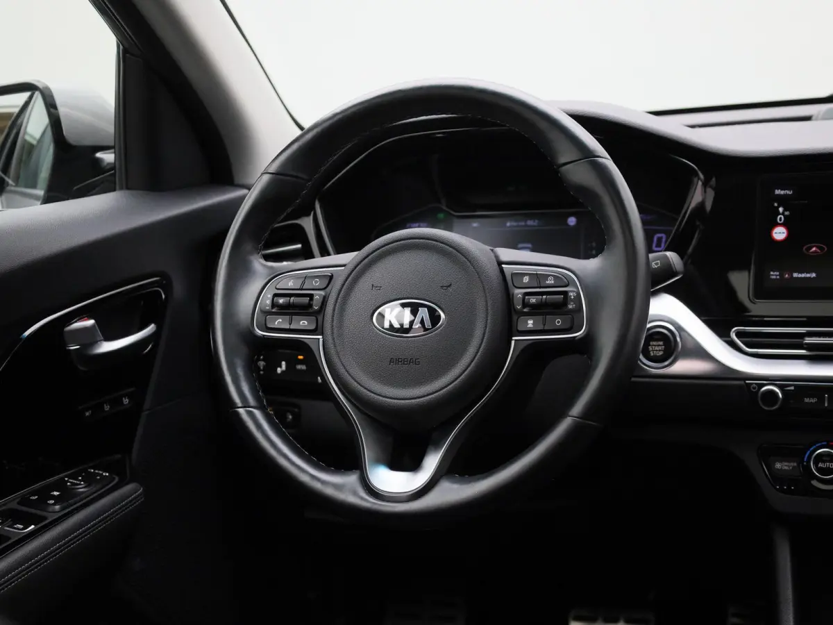 1.6 GDi PHEV ExecutiveLine | Schuif/Kanteldak | Lederen Bekleding | JBL Audio | Privacy Glass | Elek. Stoelen |