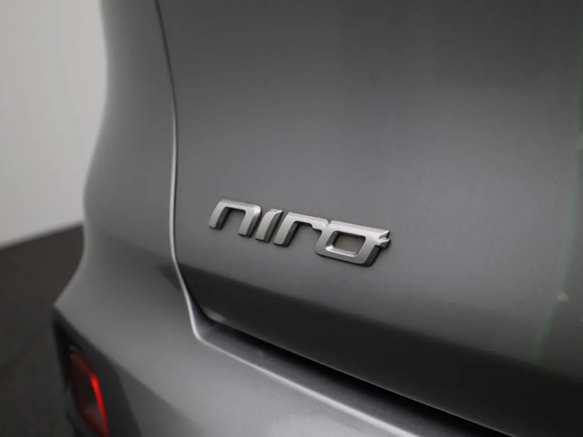 1.6 GDi PHEV ExecutiveLine | Schuif/Kanteldak | Lederen Bekleding | JBL Audio | Privacy Glass | Elek. Stoelen |