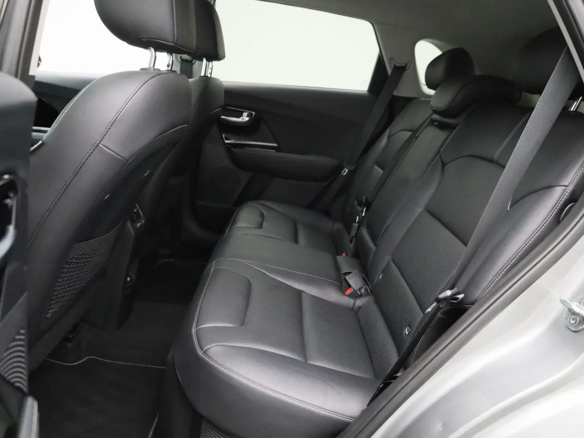 1.6 GDi PHEV ExecutiveLine | Schuif/Kanteldak | Lederen Bekleding | JBL Audio | Privacy Glass | Elek. Stoelen |