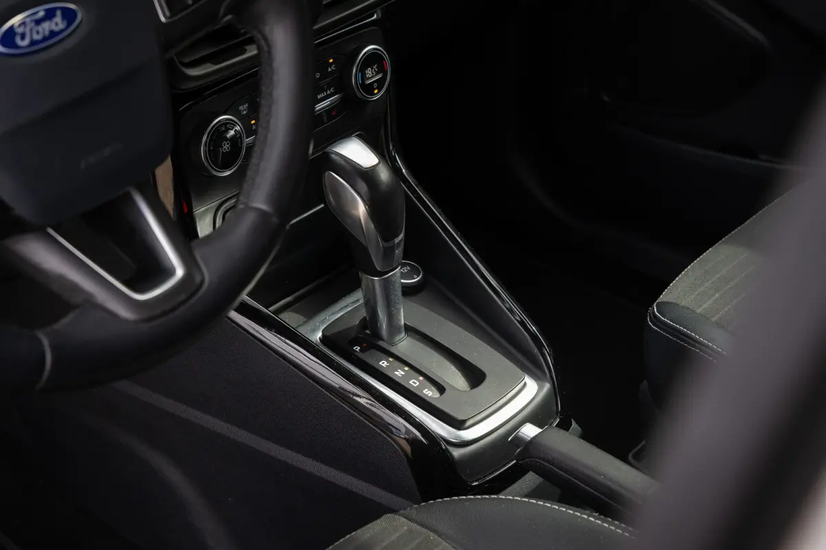 1.0 EcoBoost Titanium | Navi | Apple Carplay/Android Auto | Camera | Cruise Control | 17''LM Velgen | DAB | Winterpack | Achteruitrijcamera | DAB ontvanger | Lichtmetalen velgen 17"