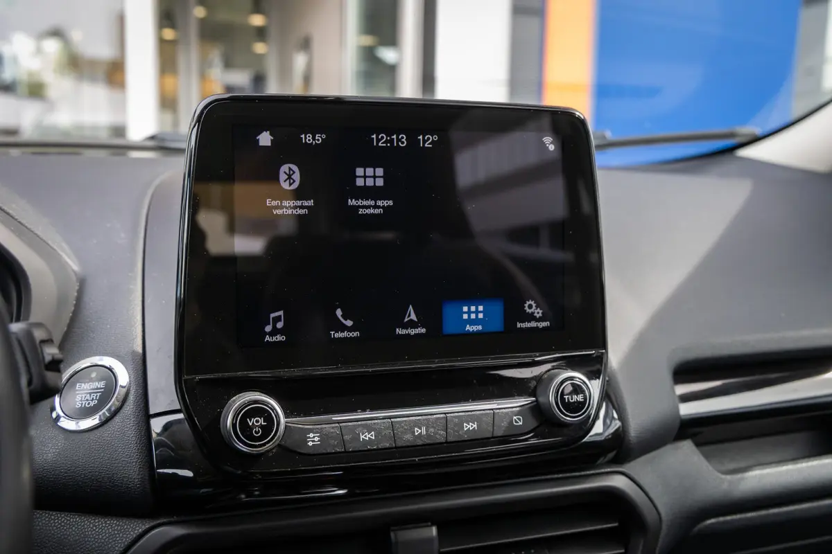 1.0 EcoBoost Titanium | Navi | Apple Carplay/Android Auto | Camera | Cruise Control | 17''LM Velgen | DAB | Winterpack | Achteruitrijcamera | DAB ontvanger | Lichtmetalen velgen 17"