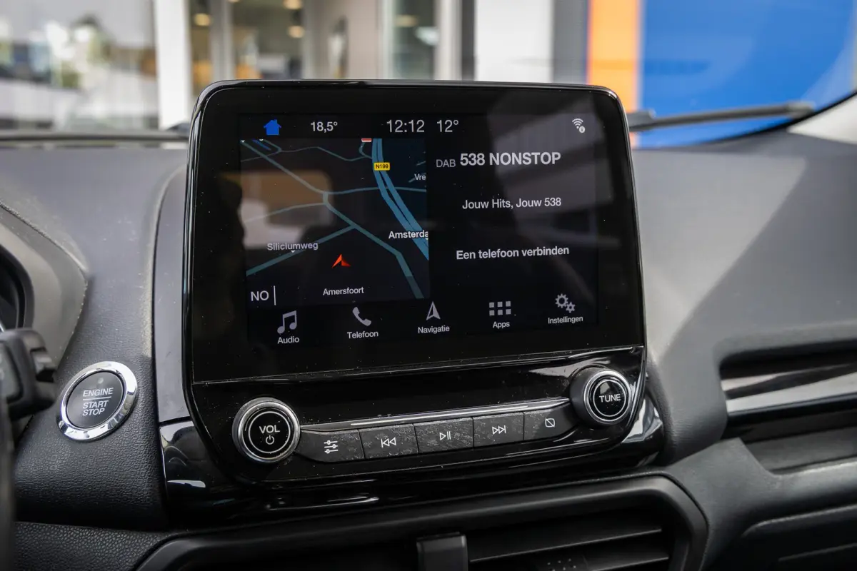 1.0 EcoBoost Titanium | Navi | Apple Carplay/Android Auto | Camera | Cruise Control | 17''LM Velgen | DAB | Winterpack | Achteruitrijcamera | DAB ontvanger | Lichtmetalen velgen 17"