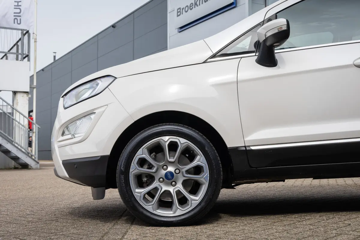 1.0 EcoBoost Titanium | Navi | Apple Carplay/Android Auto | Camera | Cruise Control | 17''LM Velgen | DAB | Winterpack | Achteruitrijcamera | DAB ontvanger | Lichtmetalen velgen 17"