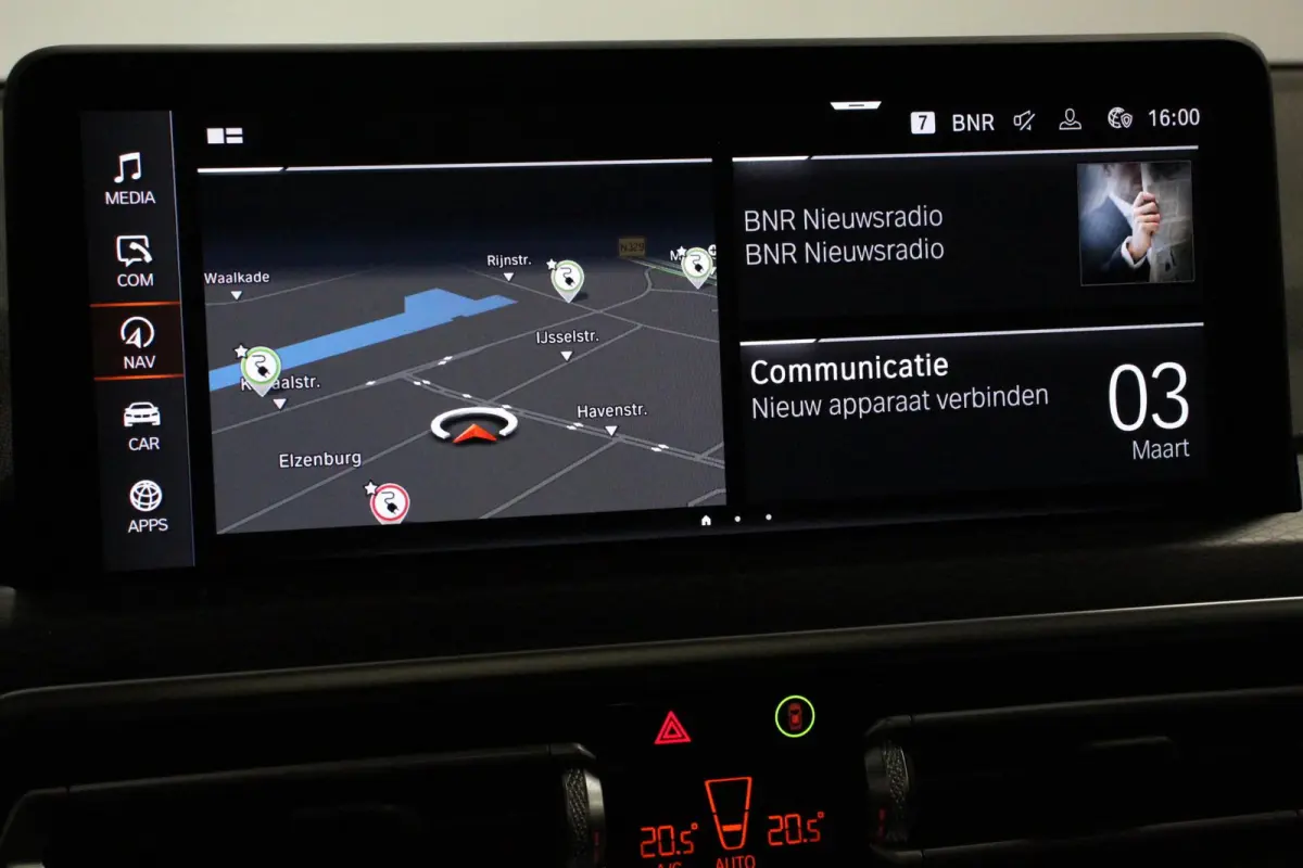 xDrive30e Hybrid M-Sport High Executive Leder Panoramisch Schuifdak Hifi Camera 360 Active Cruise Control Climate Control Parkeer sensoren Lichtmetalen Velgen