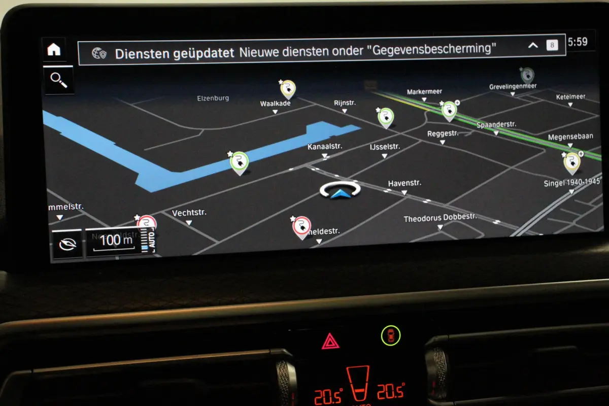 xDrive30e Hybrid M-Sport High Executive Leder Panoramisch Schuifdak Hifi Camera 360 Active Cruise Control Climate Control Parkeer sensoren Lichtmetalen Velgen