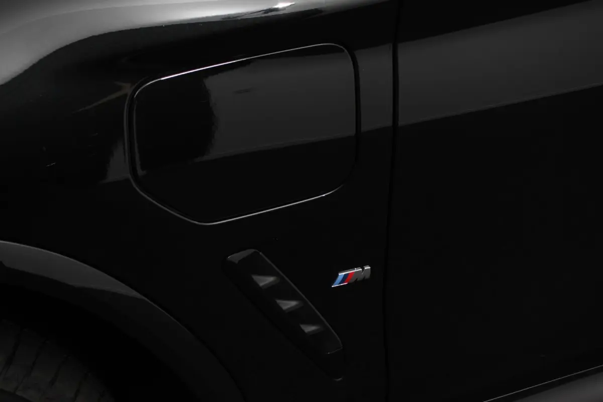xDrive30e Hybrid M-Sport High Executive Leder Panoramisch Schuifdak Hifi Camera 360 Active Cruise Control Climate Control Parkeer sensoren Lichtmetalen Velgen