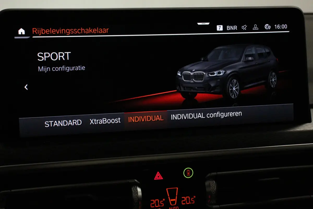 xDrive30e Hybrid M-Sport High Executive Leder Panoramisch Schuifdak Hifi Camera 360 Active Cruise Control Climate Control Parkeer sensoren Lichtmetalen Velgen