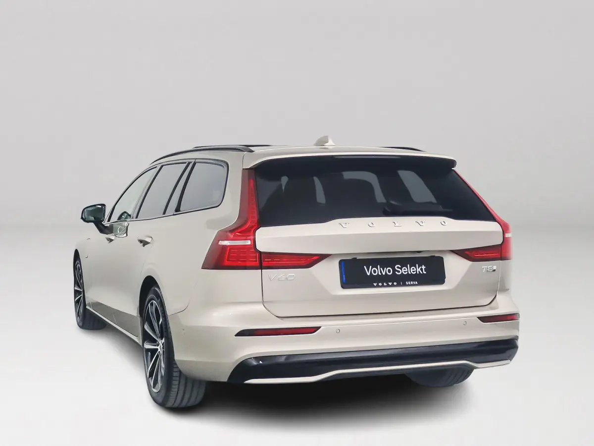 T8 Plug-in hybrid AWD Plus Dark | SOH 100% | Panoramadak | 360° camera | Head-up display | Harman Kardon | Stoel- en stuurverwarming | Trekhaak