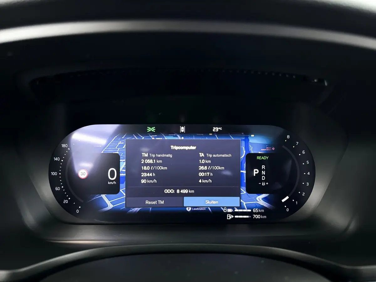 T8 Plug-in hybrid AWD Plus Dark | SOH 100% | Panoramadak | 360° camera | Head-up display | Harman Kardon | Stoel- en stuurverwarming | Trekhaak