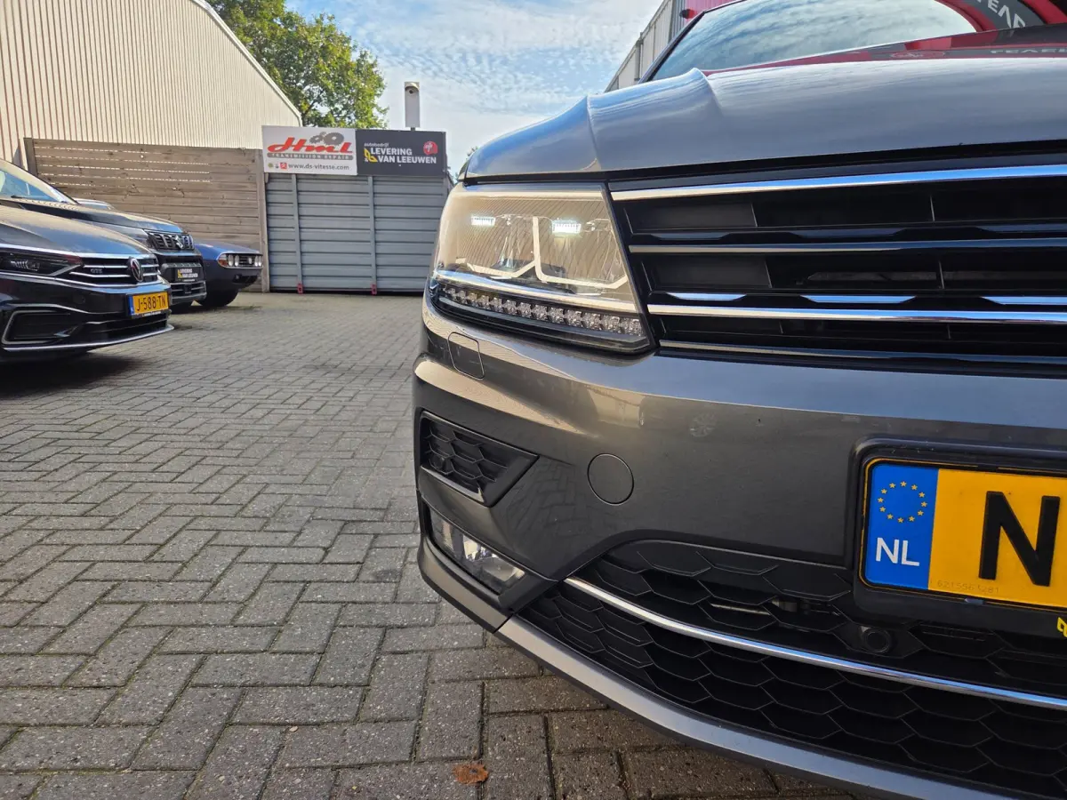 1.4 TSI 4Motion Highline automaat/ Elec. achterklep/ elec. wegkl. trekhaak/ Parkeersensoren v+a/ Rijklaarprijs!