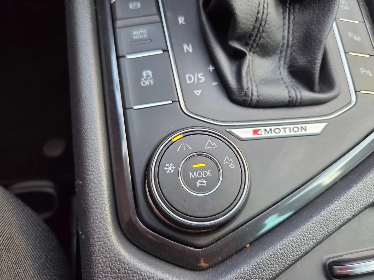1.4 TSI 4Motion Highline automaat/ Elec. achterklep/ elec. wegkl. trekhaak/ Parkeersensoren v+a/ Rijklaarprijs!
