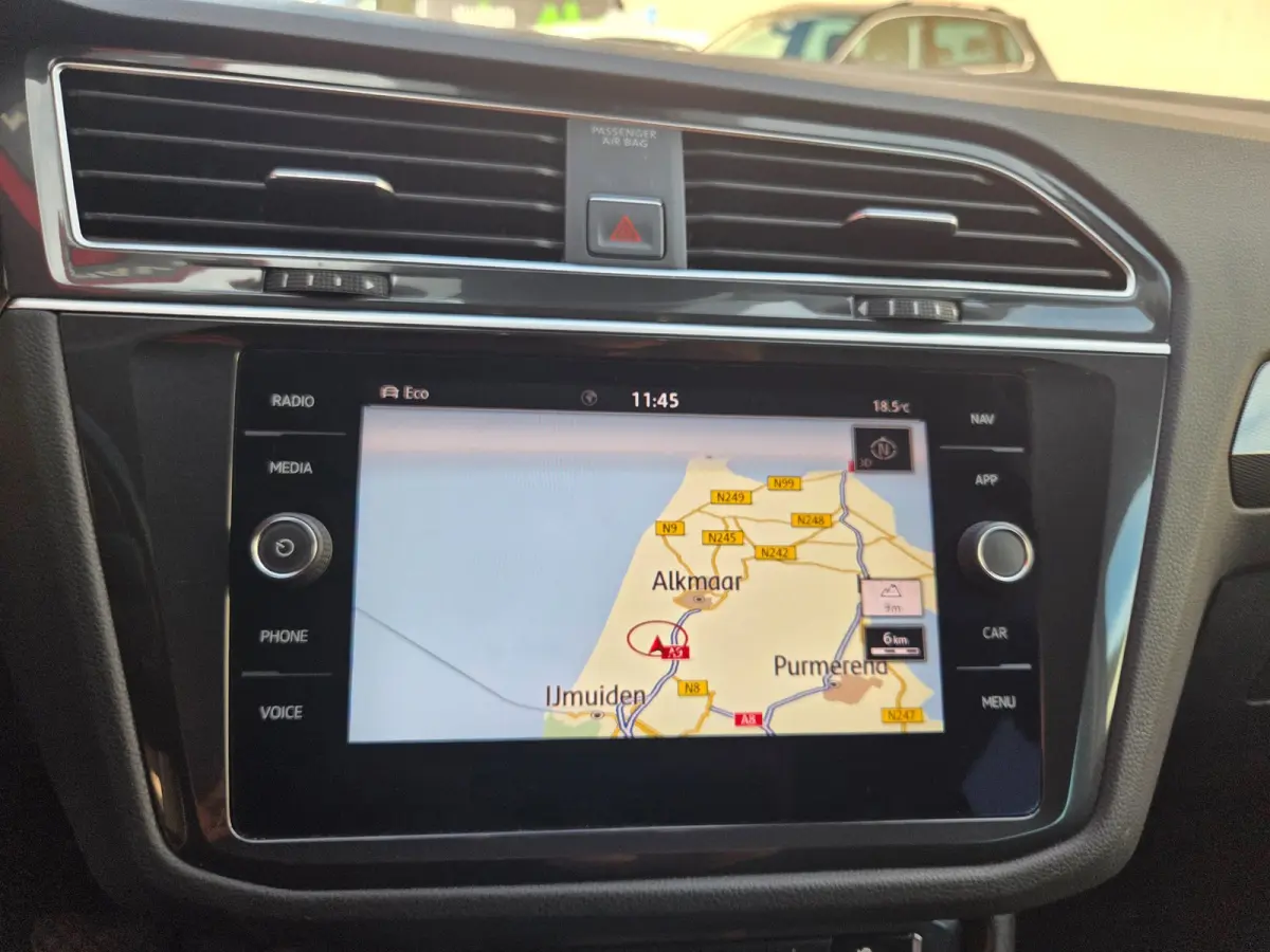 1.4 TSI 4Motion Highline automaat/ Elec. achterklep/ elec. wegkl. trekhaak/ Parkeersensoren v+a/ Rijklaarprijs!