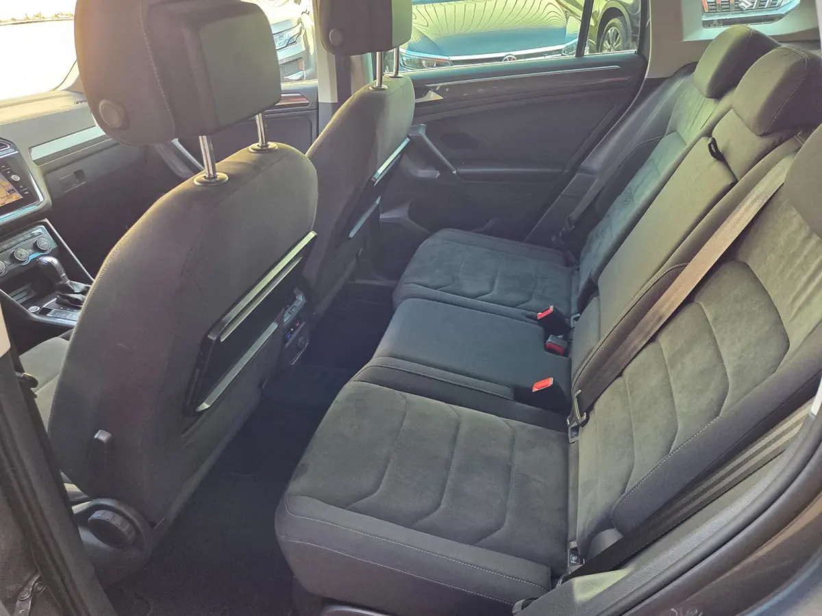 1.4 TSI 4Motion Highline automaat/ Elec. achterklep/ elec. wegkl. trekhaak/ Parkeersensoren v+a/ Rijklaarprijs!