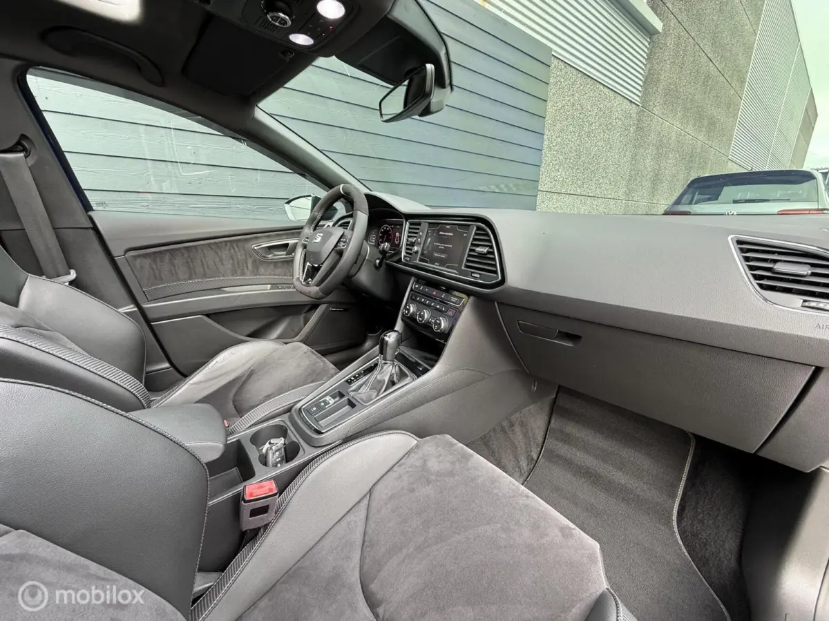 2.0 TSI CUPRA 300 4DRIVE Kuipstoelen/Pano/Viritual