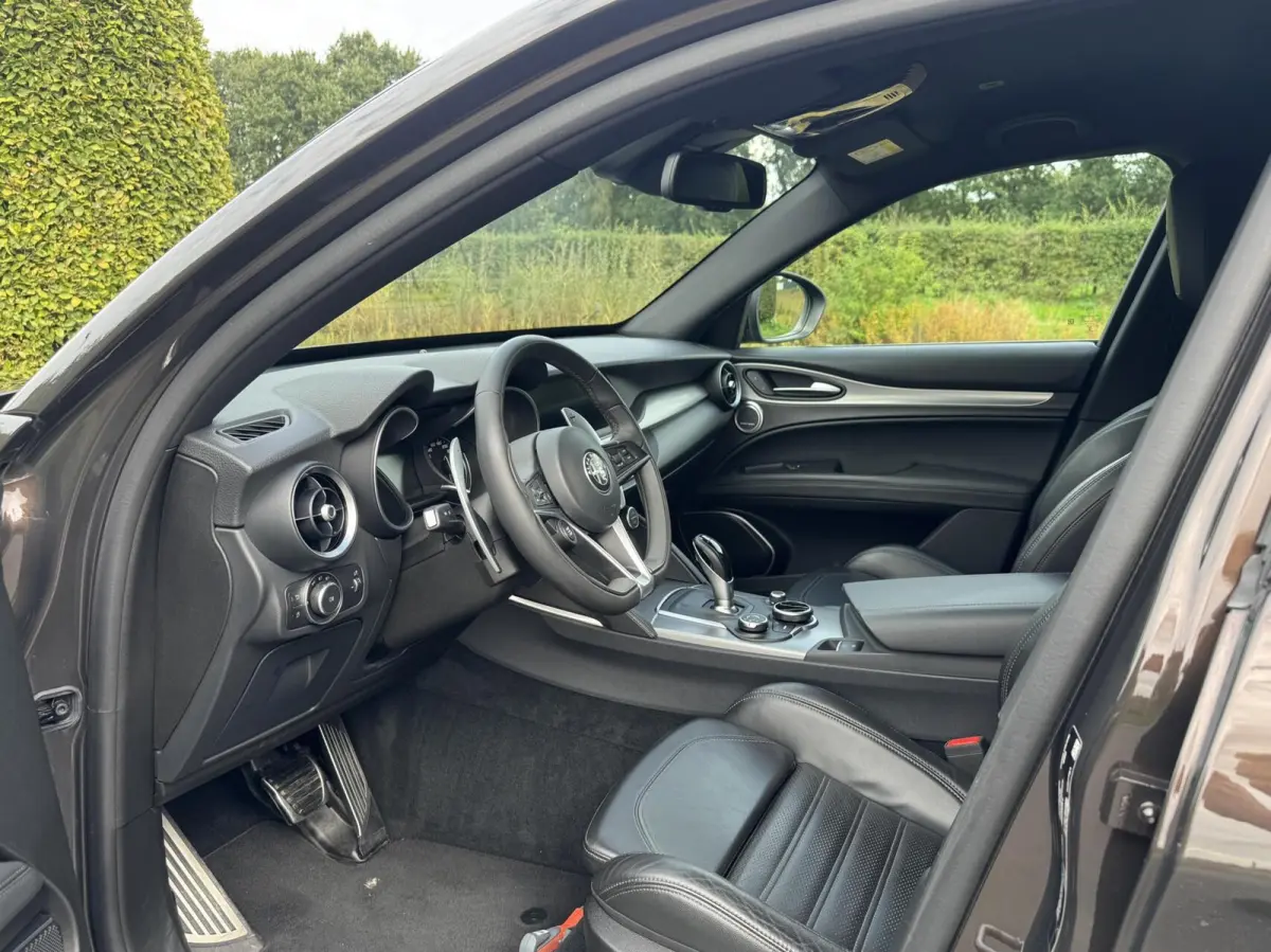2.0t Q4 280pk, Veloce, Unieke kleur!! 20"