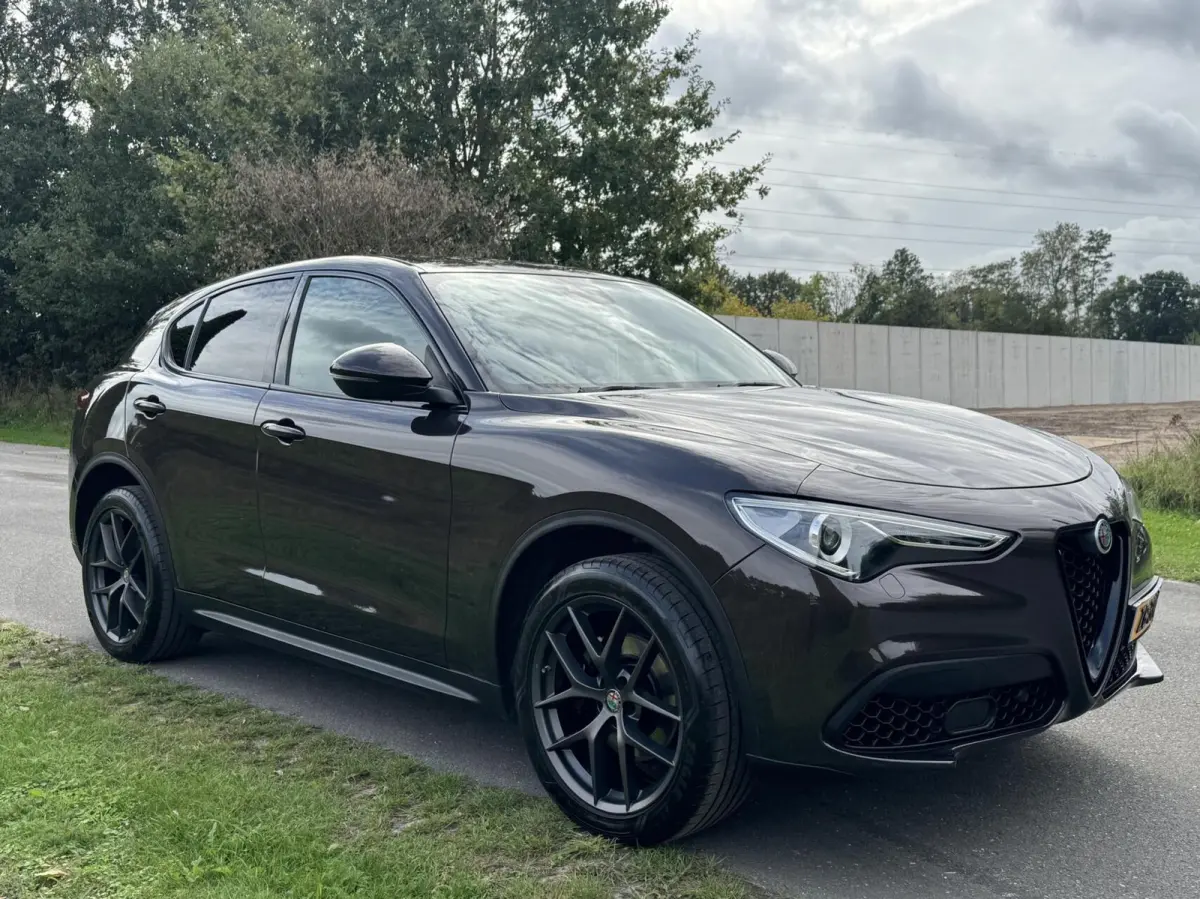 2.0t Q4 280pk, Veloce, Unieke kleur!! 20"