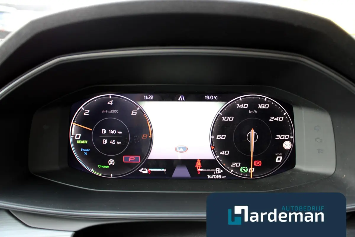 1.4 e-Hybrid VZ Performance Carplay Camera