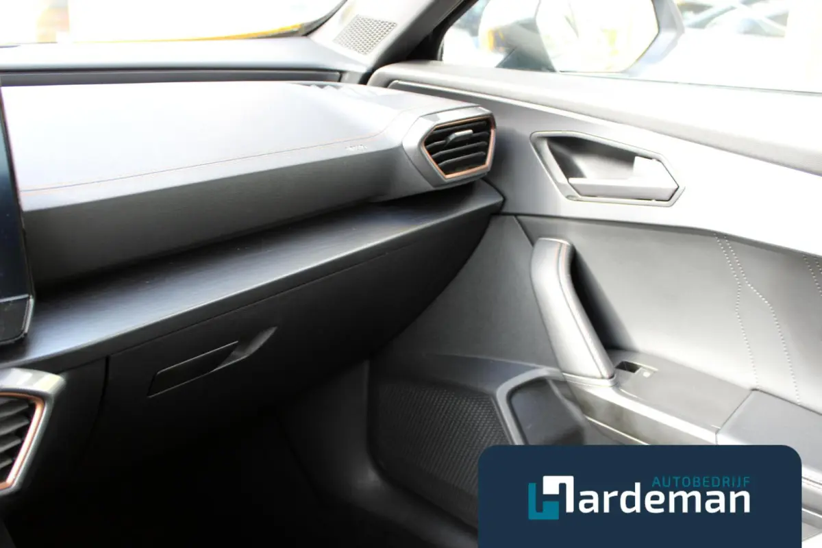 1.4 e-Hybrid VZ Performance Carplay Camera
