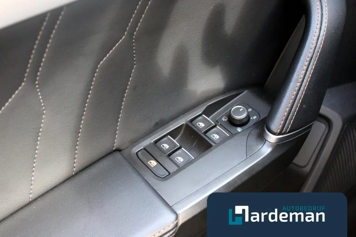 1.4 e-Hybrid VZ Performance Carplay Camera