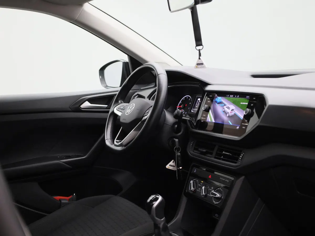 1.0 TSI Life | Apple Carplay / Android Auto | Cruise Control | Achteruitrijcamera | Lichtmetalen Velgen |