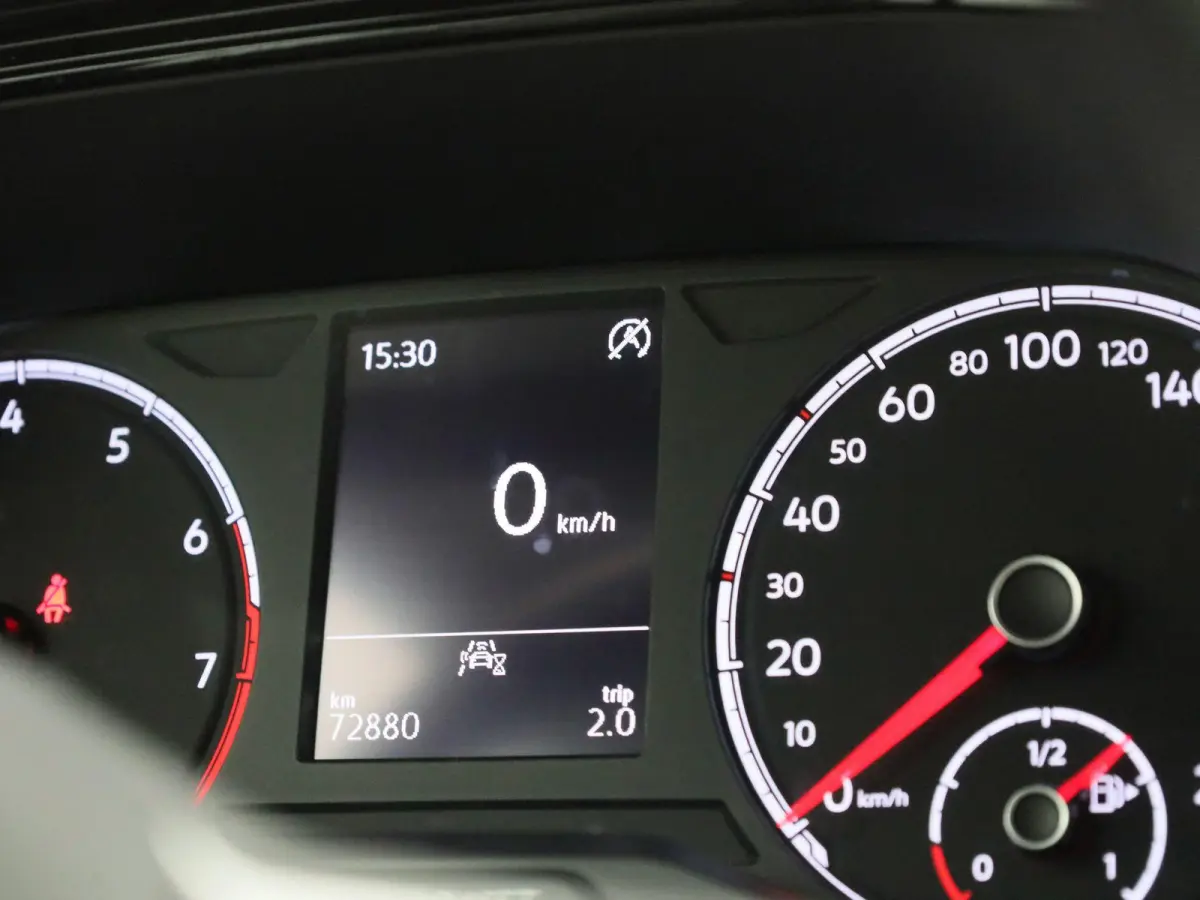 1.0 TSI Life | Apple Carplay / Android Auto | Cruise Control | Achteruitrijcamera | Lichtmetalen Velgen |
