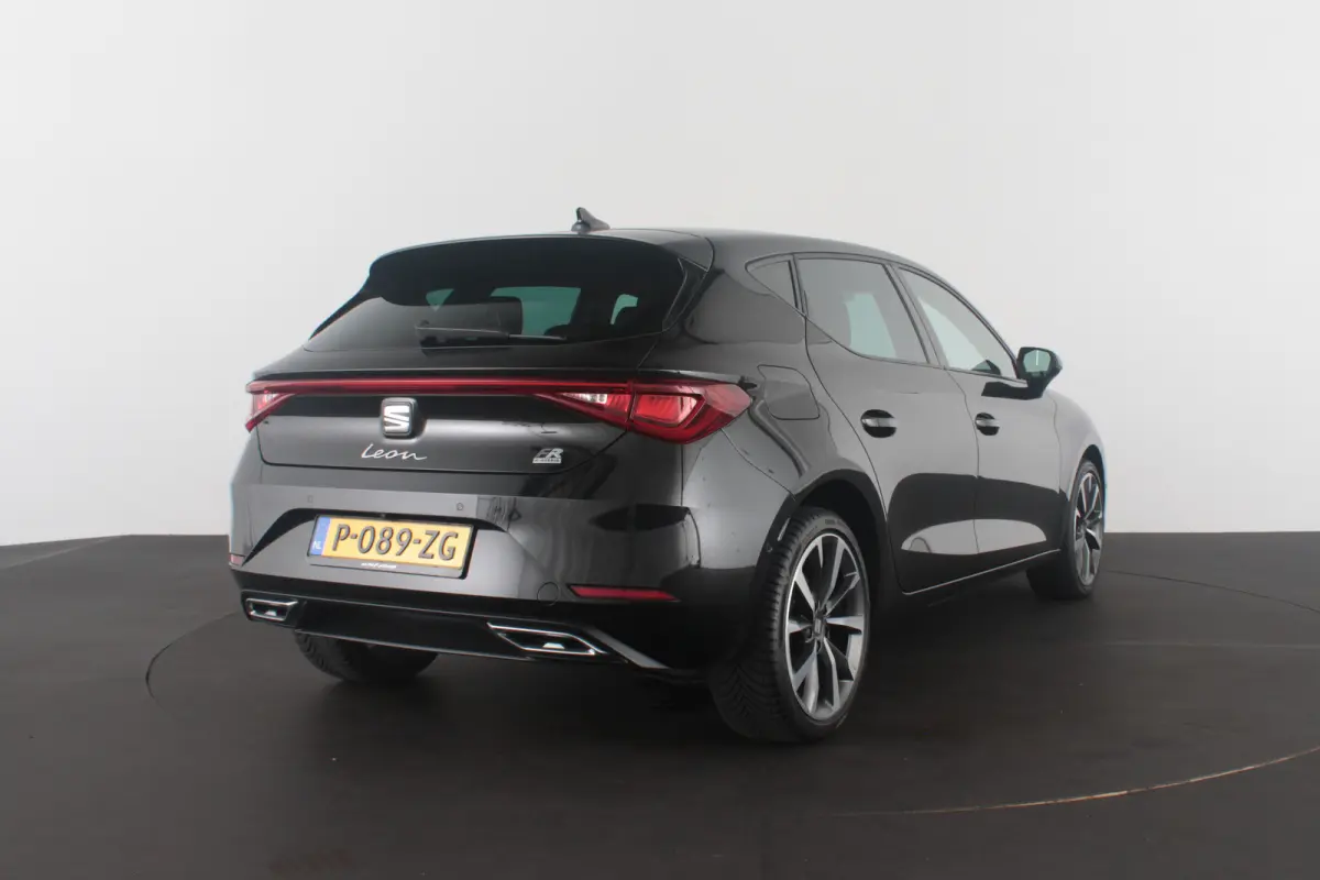 1.4 TSI eHybrid PHEV FR > SOH 100%!/18inch/Winterpakket/Matrix-LED
