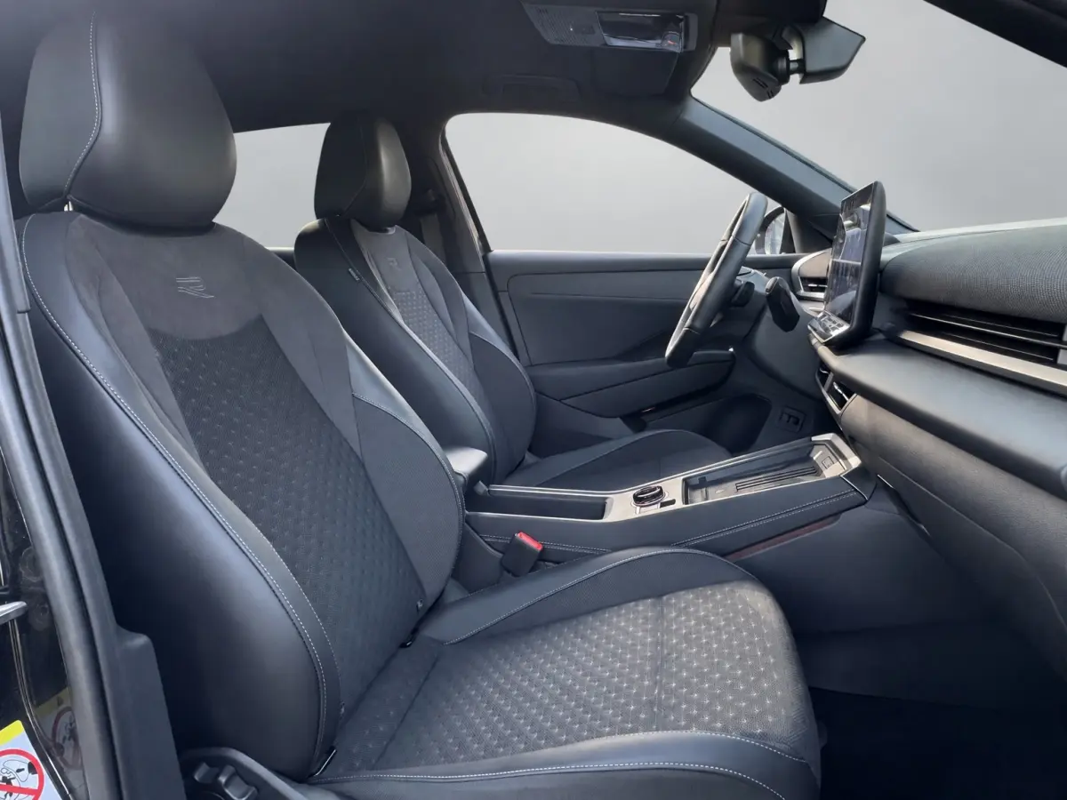 1.5 eTSI 150PK DSG R-LINE SPORT IQ.LIGHT-MATRIX/NAVI/TREKHAAK