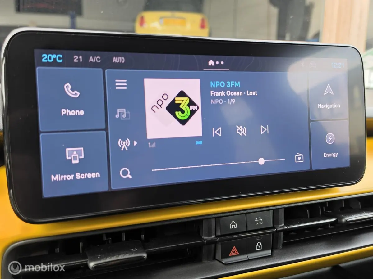 SUMMIT 54kWh ACC CAMERA KEYLESS CARPLAY STOELVERWARMING