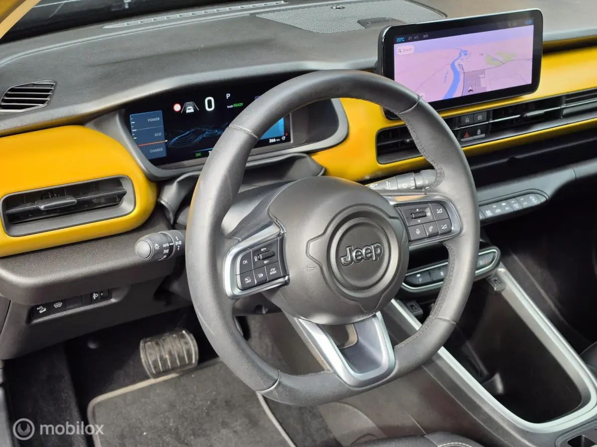 SUMMIT 54kWh ACC CAMERA KEYLESS CARPLAY STOELVERWARMING