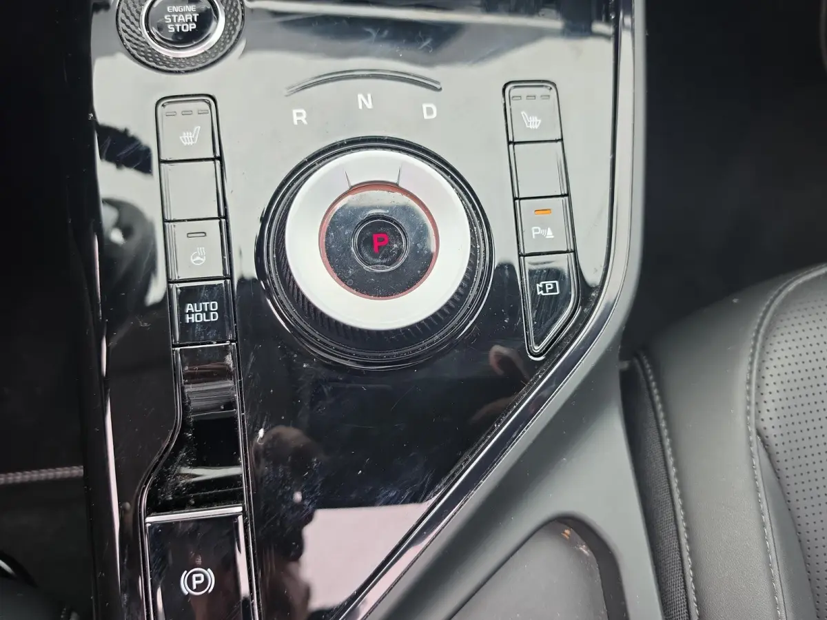 1.6 GDi Hybrid DynamicPlusLine | Navigatie | Climate control | Head up display | Stoel + Stuurverwarming | Elektrische achterklep